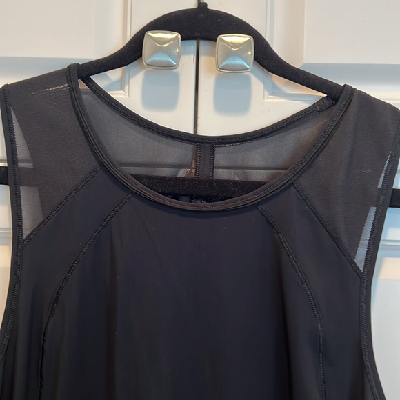 Lululemon black size 12 mesh Back keyhole loosefitting top. Very good shape. 👍 - Picture 2 of 10
